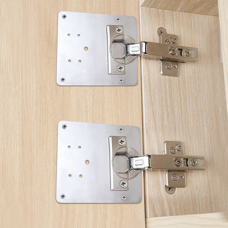 Jeu de charniĂšres pour portes d'armoires